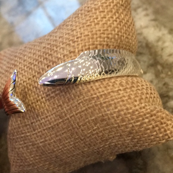 Brand NEW Cape Cod Style Fish Bracelet Cuff 🐟 - Picture 6 of 8